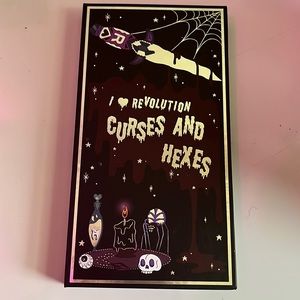 Makeup Revolution eyeshadow palette